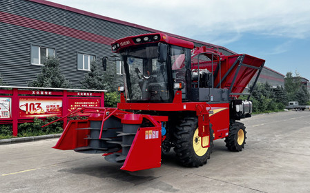 標題：呼和浩特分院“9QYZ-2.6型自走式檸條收獲機”生產(chǎn)下線(xiàn)
瀏覽次數：1036
發(fā)表時(shí)間：2024-08-08