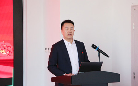 標題：呼和浩特分院組織召開領導干部業(yè)務培訓會暨領導干部講黨課
瀏覽次數(shù)：1221
發(fā)表時間：2024-12-26